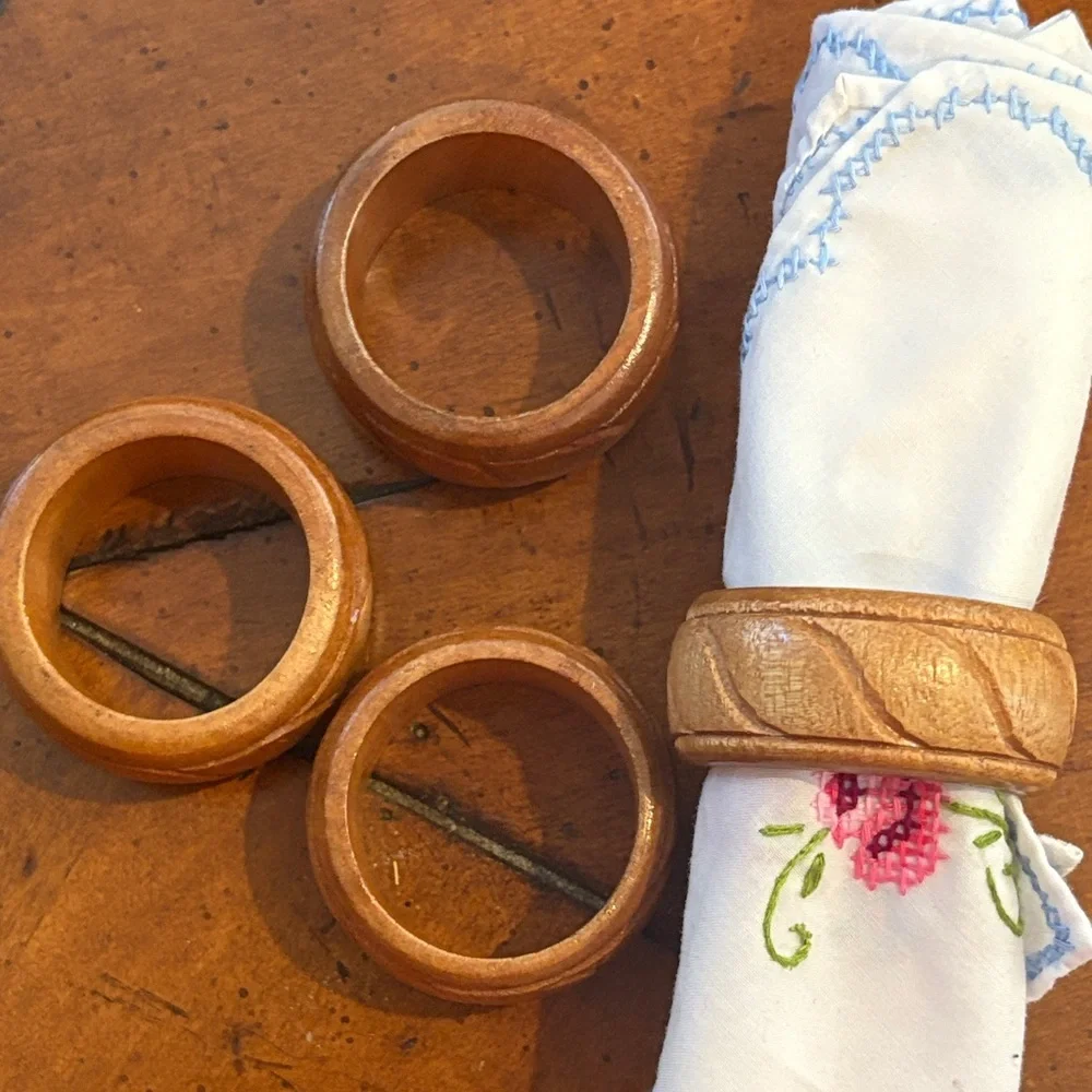 Napkin Rings Wooden Woven Design set of 4